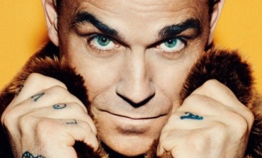 Robbie Williams Backs Oasis In Ticket Pricing Drama