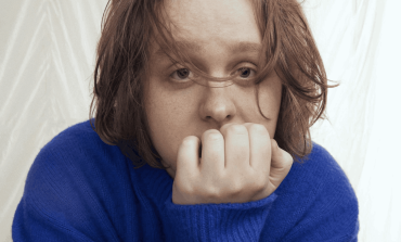 Lewis Capaldi makes rare public appearance at WWE Smackdown in London amid mental health hiatus